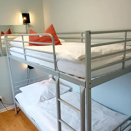 Hotel 1, 2, Sleep Messe