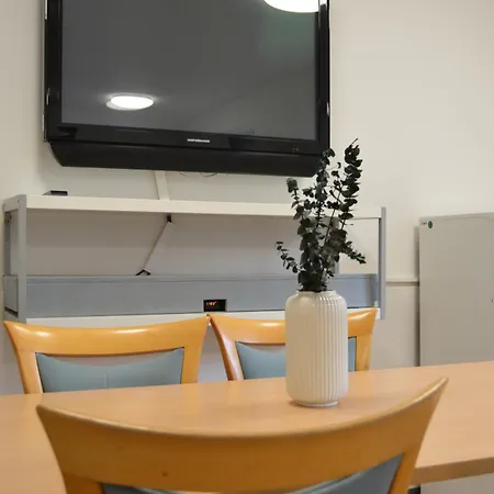 Hotel 1, 2, Sleep Messe