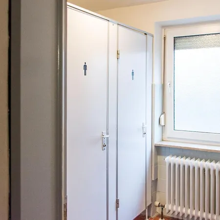 1, 2, Sleep Messe * Nuremberga