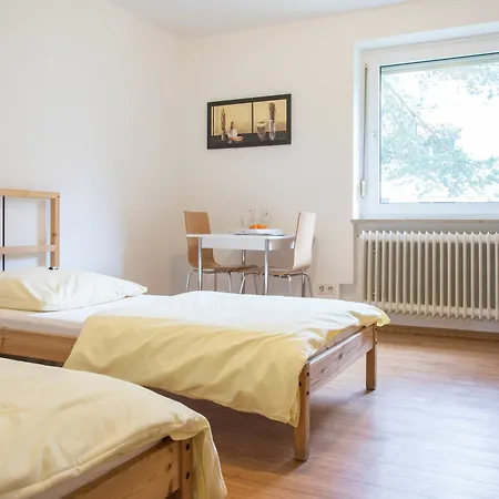 1, 2, Sleep Messe Nuremberga