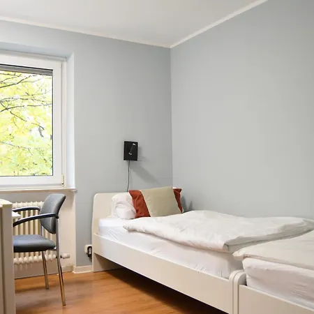 1, 2, Sleep Messe * Norimberga