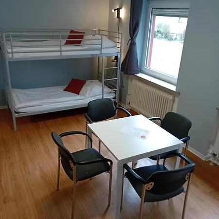 1, 2, Sleep Messe * Nuremberg