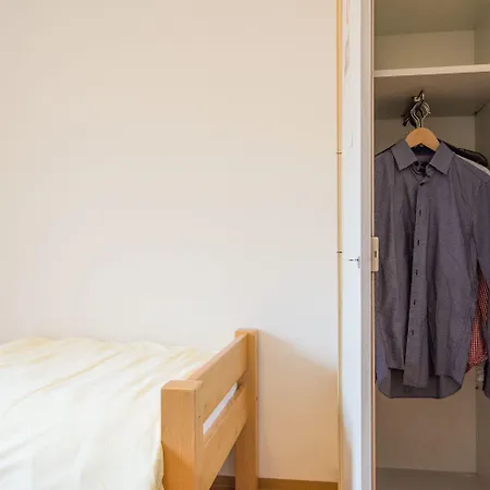Hotel 1, 2, Sleep Messe